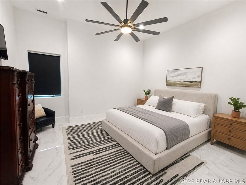THIS is what luxury new construction at Lake of the Ozarks - photo 47