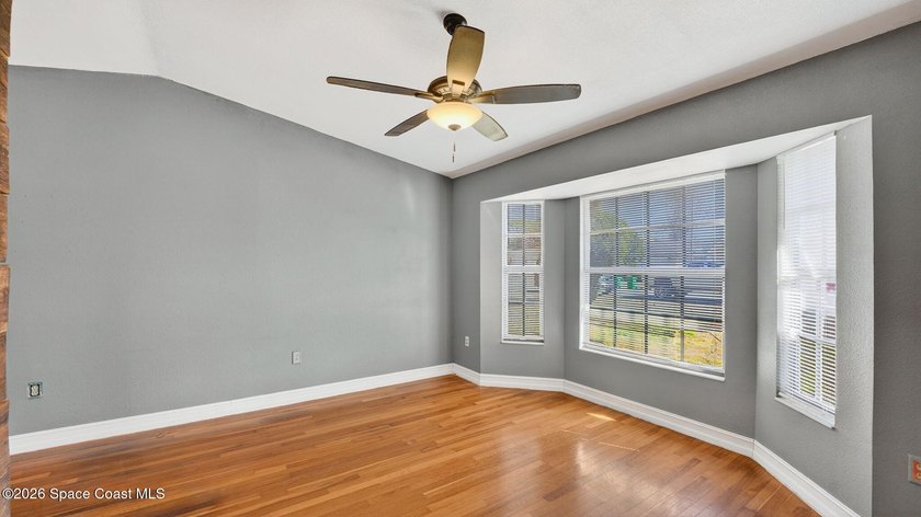 Seller offering $5000 towards buyers closing cost + Assumable VA - photo 3