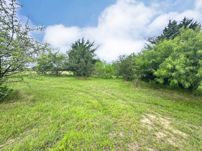 1+ Acre Build Site in Lake Shore Subdivision! - photo 8
