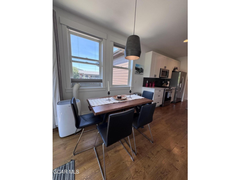 Sunny condo on a quieter street in Grand Lake. This spacious one - photo 11