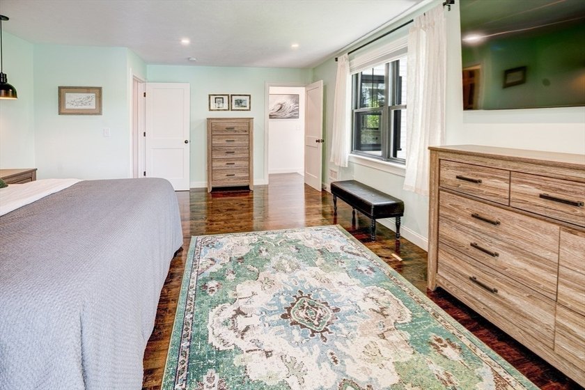 OFFER DEADLINE: 5 PM MONDAY, JUNE 8 - Lakefront living at its - photo 16