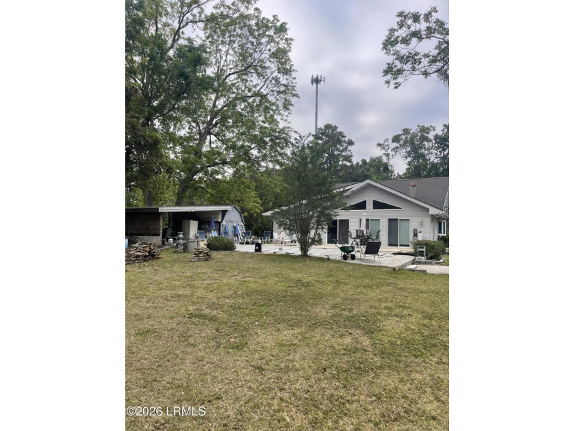 This is a Rare Opportunity ! No HOA, 3 acres, 4 Bedrooms 3 Bath - photo 18