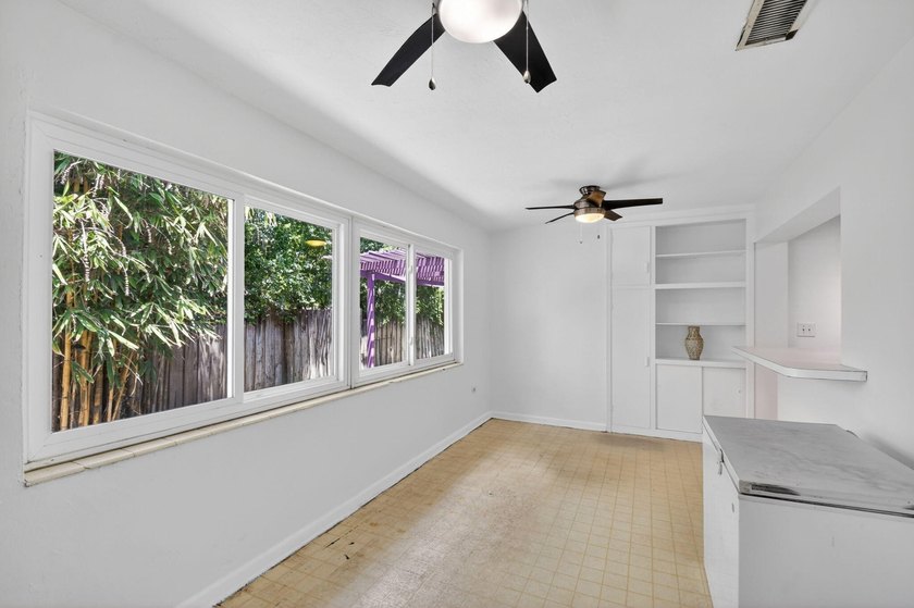Now considering BACKUP OFFERS! Owner owned and occupied DUPLEX - photo 22
