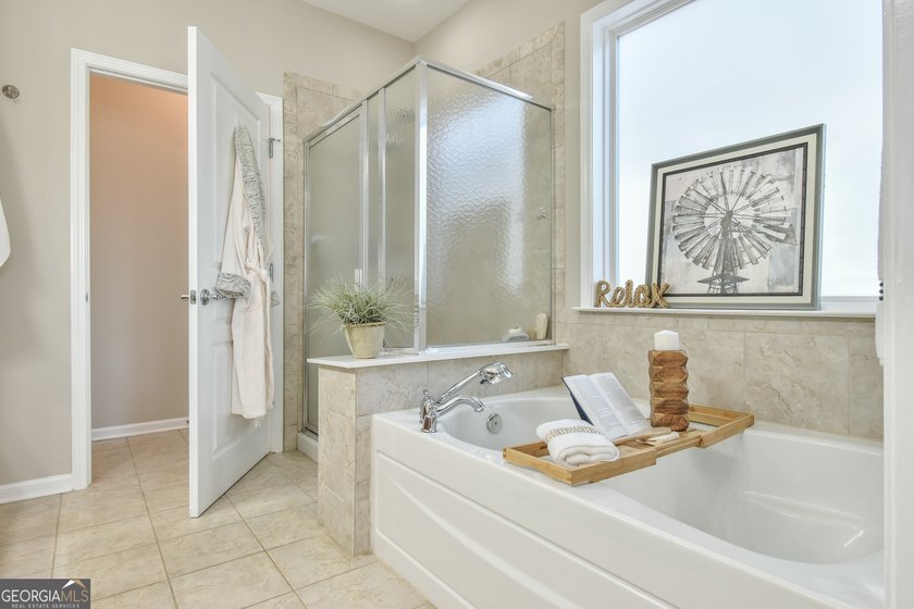 Bring all offers - Welcome to 5921 Bellflower Way, a - photo 23