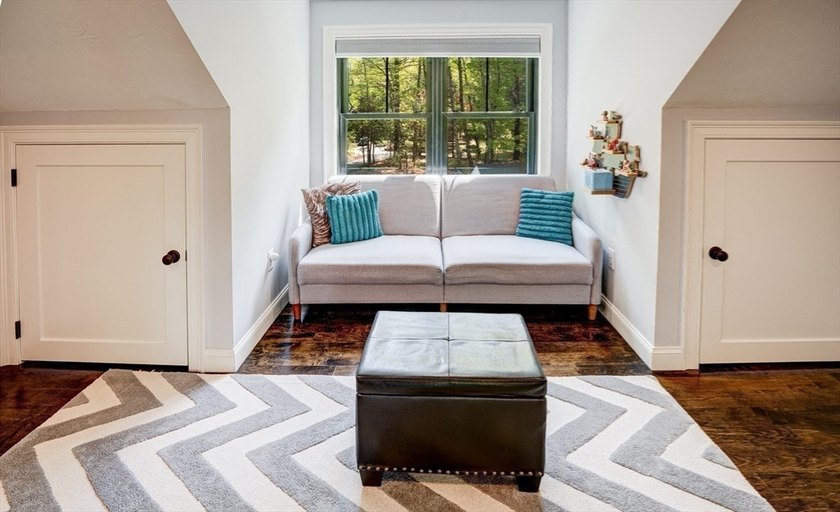 OFFER DEADLINE: 5 PM MONDAY, JUNE 8 - Lakefront living at its - photo 24