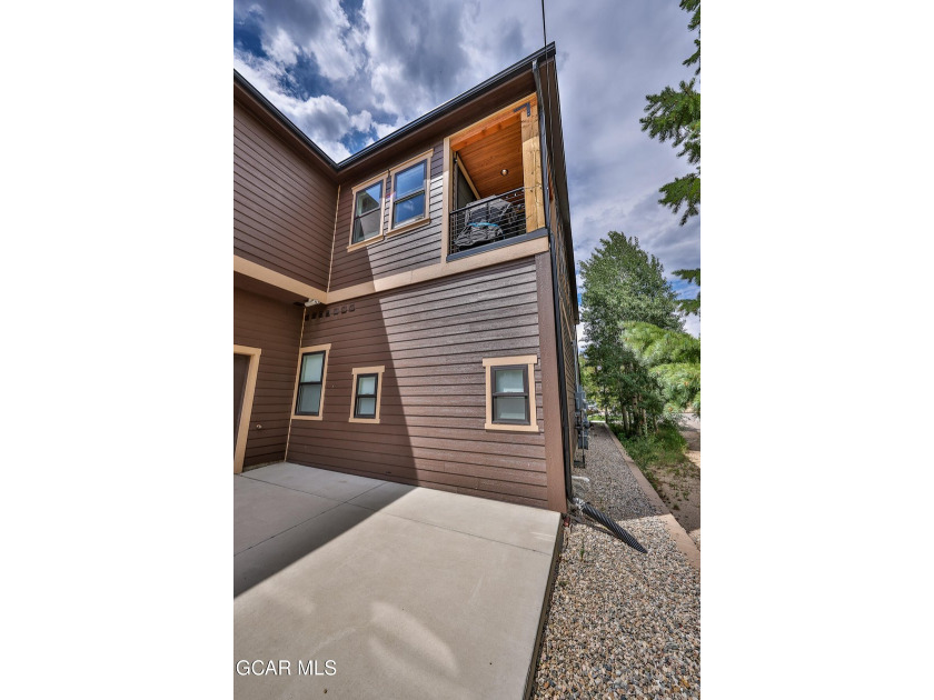 Sunny condo on a quieter street in Grand Lake. This spacious one - photo 36