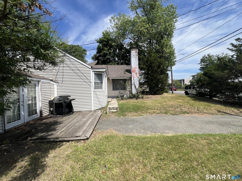 What a terrific, convenient location near beautiful Holly Pond - photo 11