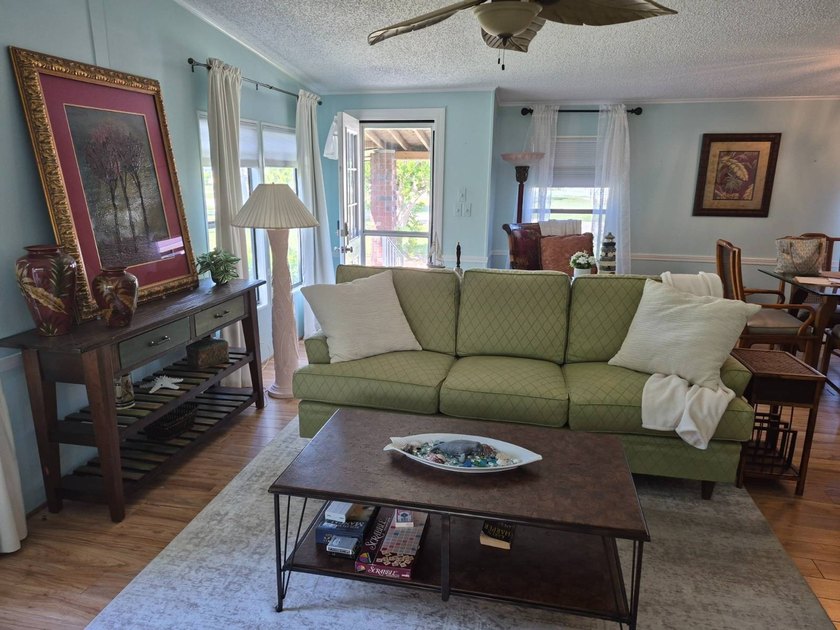 WELCOME TO YOUR NEW HOME IN PINE LAKES COUNTRY CLUB! THIS REALLY - photo 11