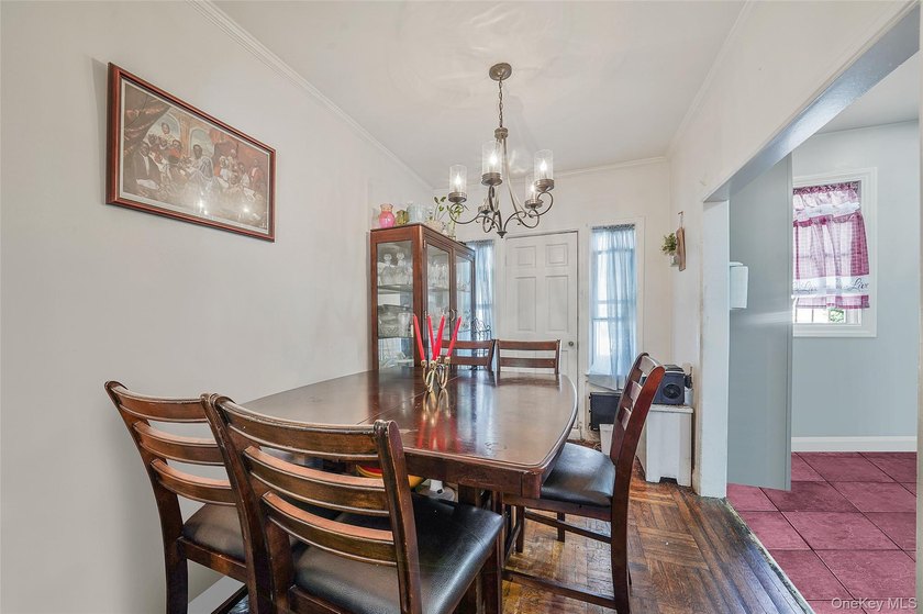 The Canarsie Brick Townhome. This well maintained townshouse has - photo 5