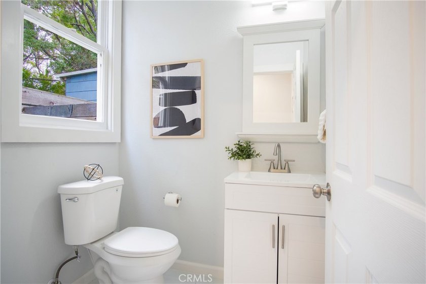 BACK ON THE MARKET! Seller will credit buyer for interest rate - photo 7