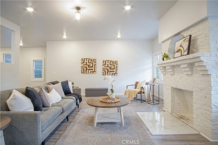 BACK ON THE MARKET! Seller will credit buyer for interest rate - photo 10