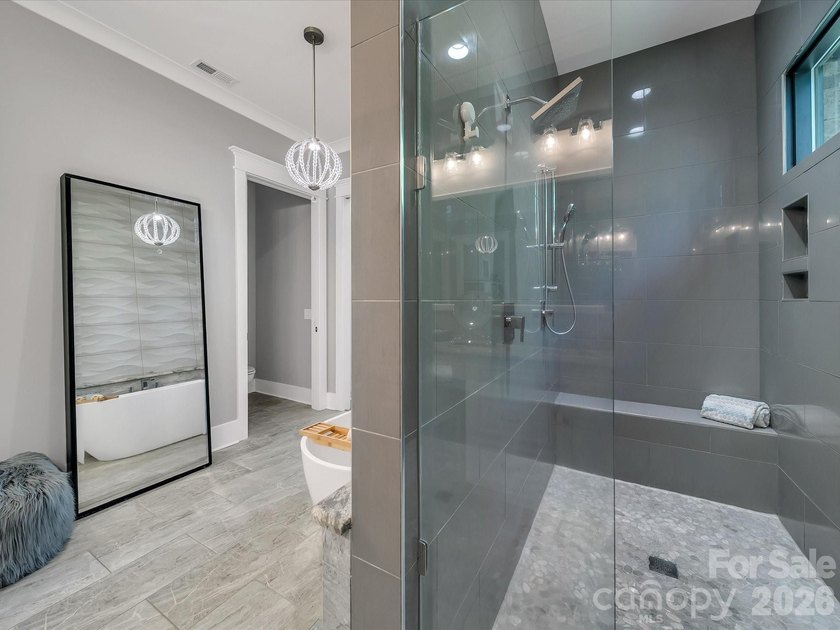 Welcome to your own private waterfront oasis in the prestigious - photo 23