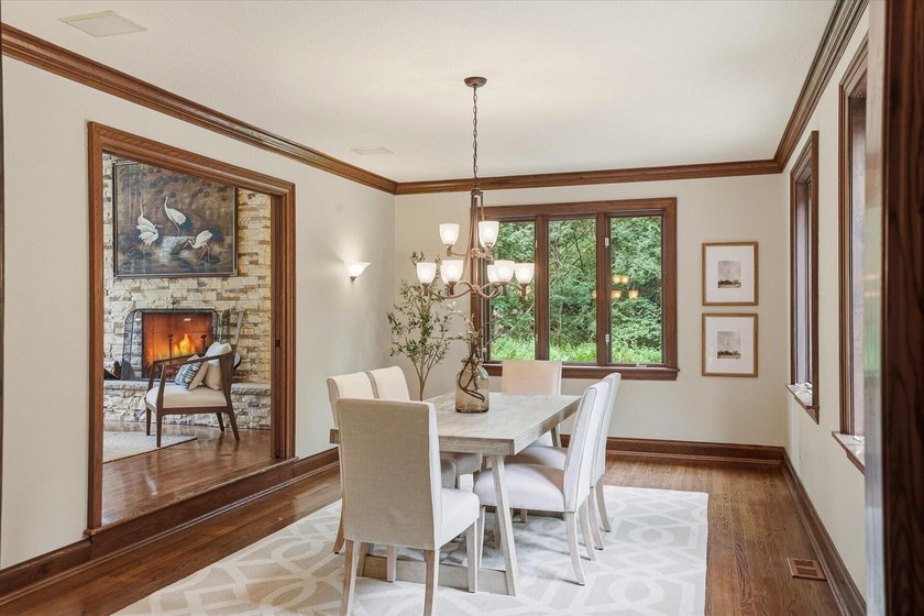 5 private wooded acres in the heart of Chenequa: this - photo 4