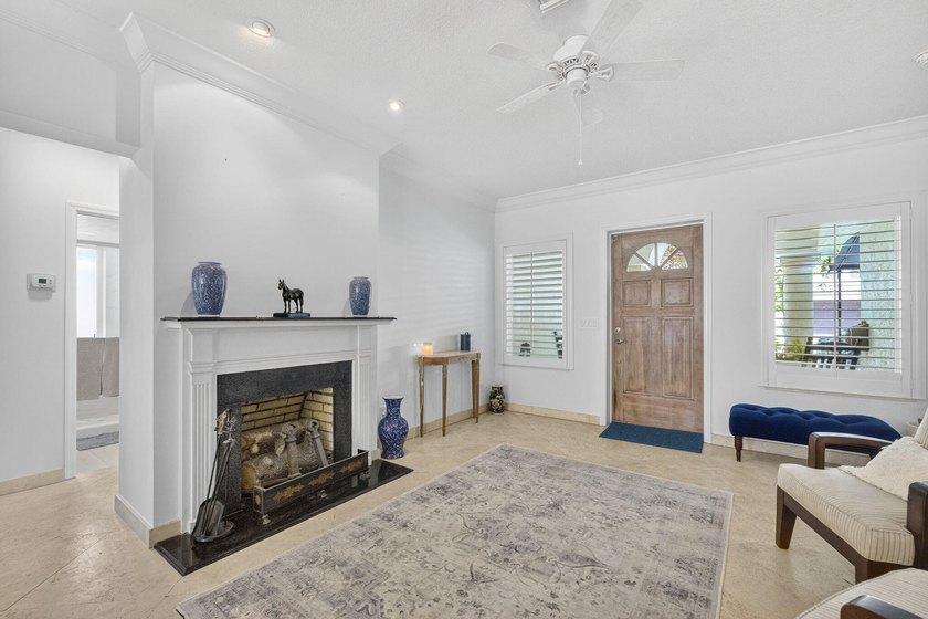 Gorgeous Rio Vista Residence! This coveted location and property - photo 10