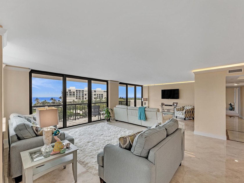 Absolutely Stunning 3 Bedroom Model Condo with Gorgeous Ocean - photo 5