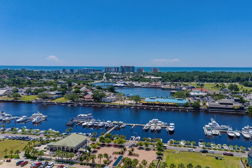 Experience coastal living in this bright and fully furnished - photo 37