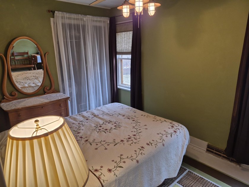 EXPERIENCE THE FEELING OF THE NORTHWOODS JUST OVER THE BORDER IN - photo 12
