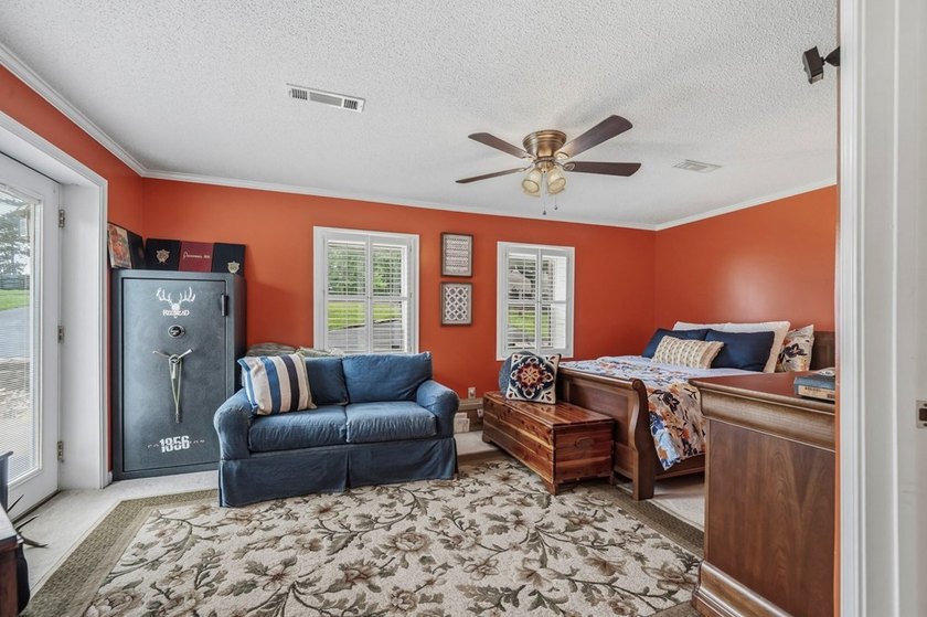 Welcome to 477 Avant Road, where classic Lake Sinclair cottage - photo 16