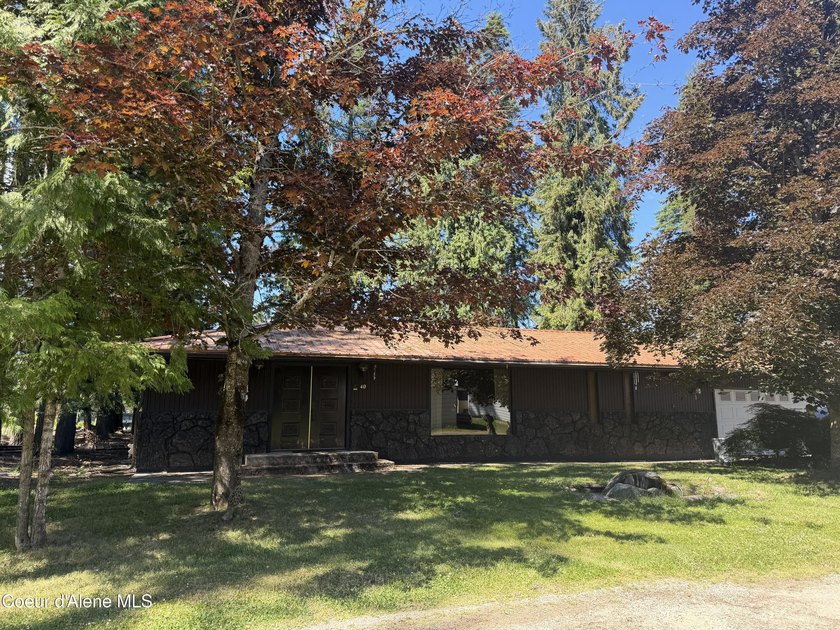 Enjoy waterfront living with this 3-bedroom, 2-bath home - photo 33