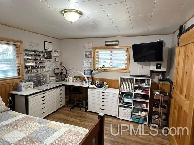 Experience true Northwoods living with this charming waterfront - photo 11