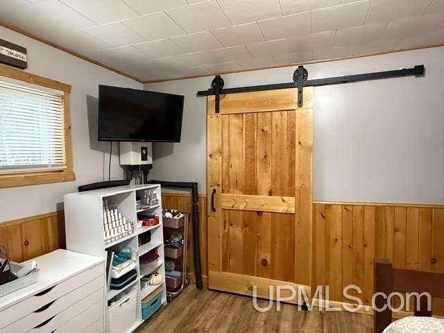 Experience true Northwoods living with this charming waterfront - photo 13