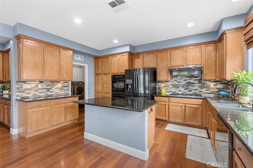 NO HOA! LOW TAXES! First time on the market by the original - photo 23