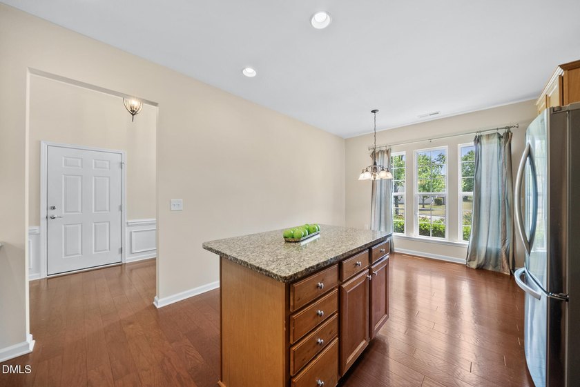 Welcome to easy living in the highly sought-after Carolina - photo 7