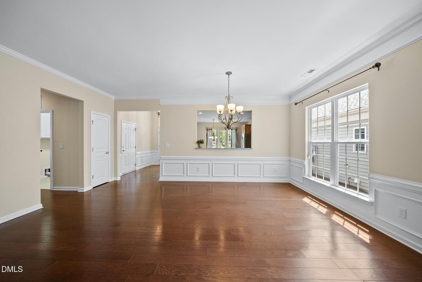 Welcome to easy living in the highly sought-after Carolina - photo 10