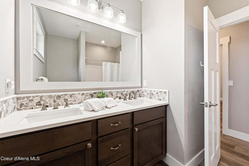 Situated within the serene waterfront community of The Cottages - photo 36