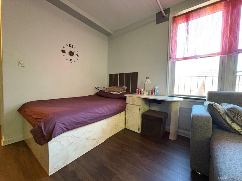 Prime downtown Flushing location - this studio is just a few - photo 6