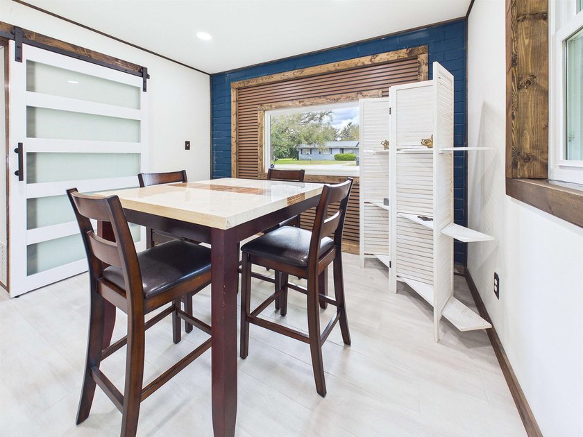 Turn-key professional office space in a prime Perry location - photo 31