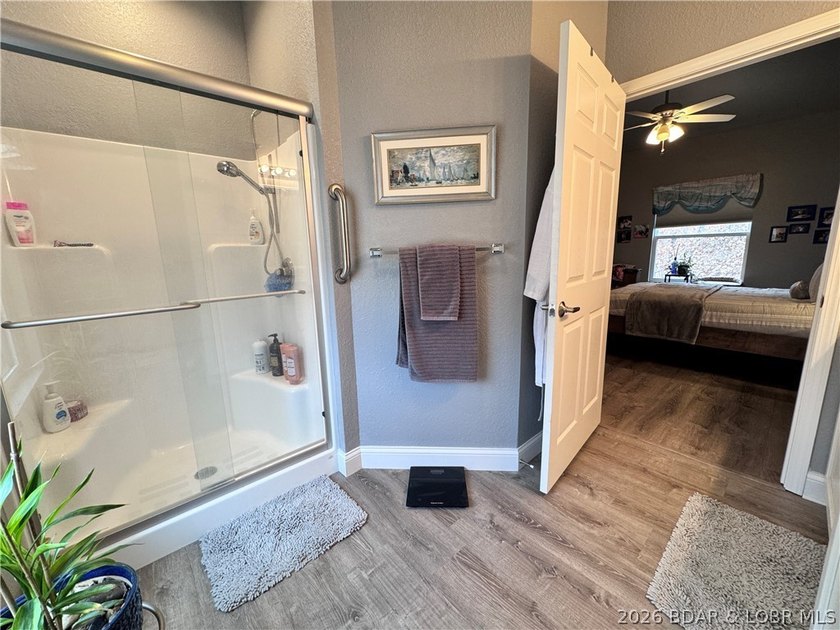 Welcome to this beautifully designed home offering convenience - photo 18