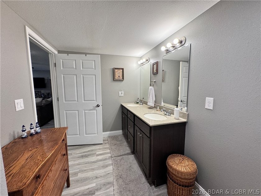 Welcome to this beautifully designed home offering convenience - photo 32