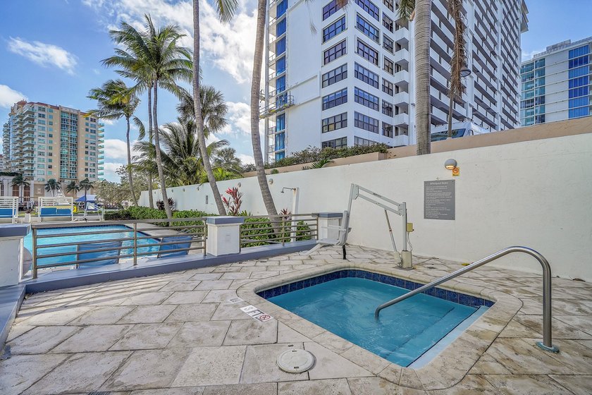 Turnkey, fully furnished condo-hotel on the Intracoastal - photo 14