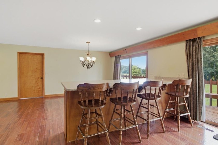 Never before offered on the market, this one-owner, custom-built - photo 15