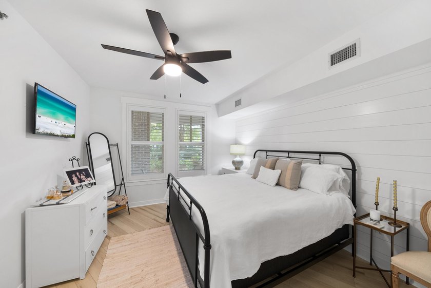 Set in the beautiful Bahia community within Sandestin Resort - photo 6