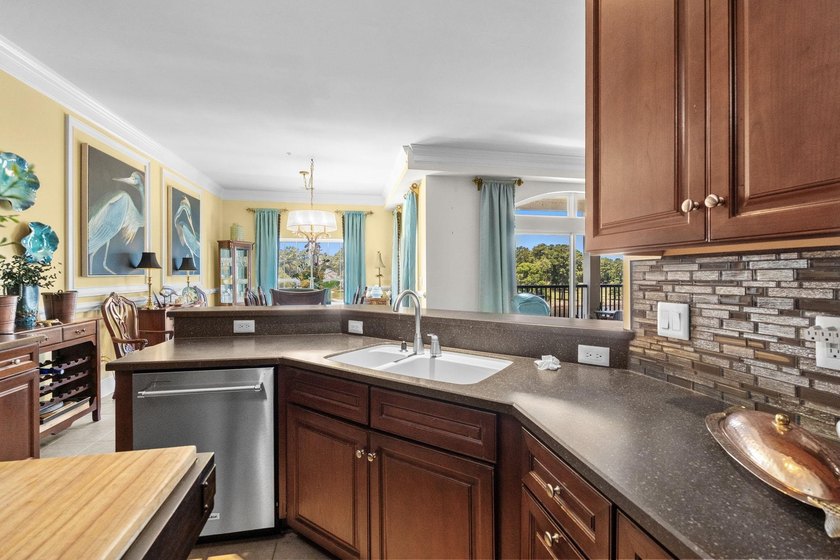 ~UPSCALE WATERFRONT LUXURY WITH A PRIVATE BOAT DOCK~ Experience - photo 28