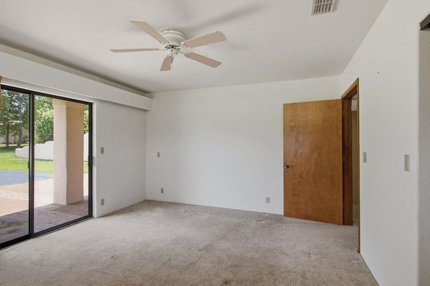 Never before offered on the market, this one-owner, custom-built - photo 37