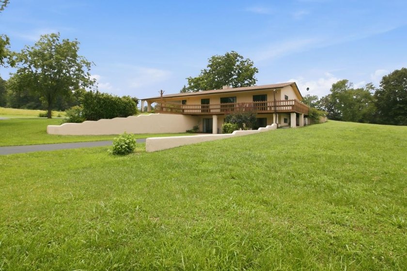 Never before offered on the market, this one-owner, custom-built - photo 42