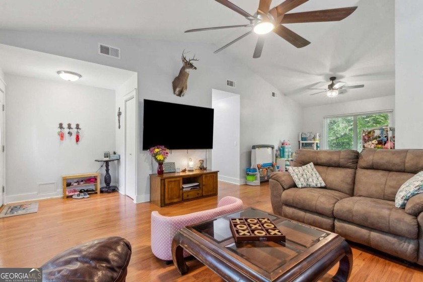 *Back on the market at no fault to sellers or the home!* Welcome - photo 11