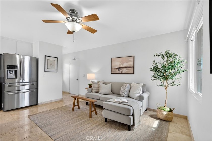 Summer Special! Welcome to this beautifully upgraded turnkey - photo 15