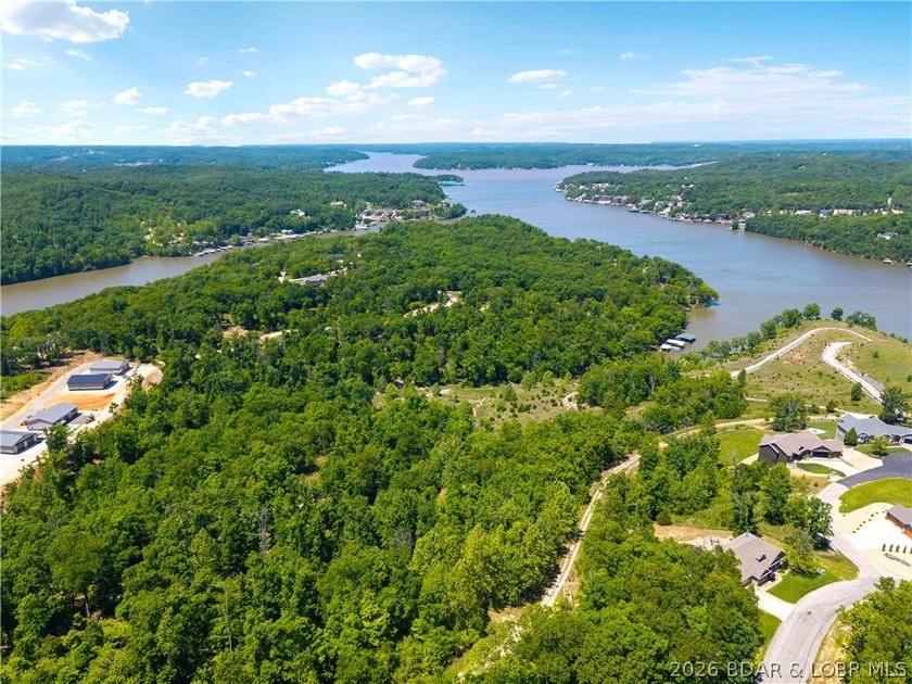 Rare opportunity to own one of the most impressive lakefront - photo 18