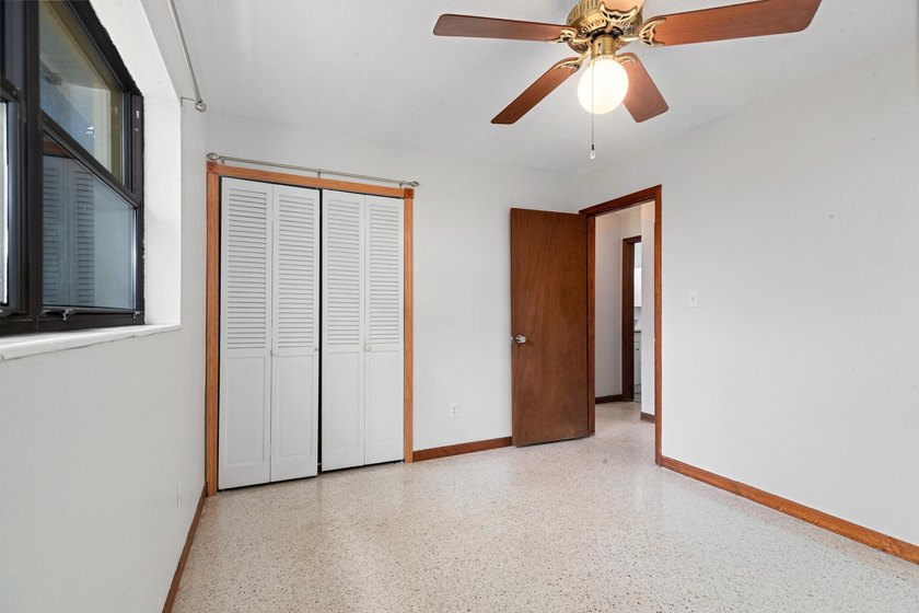 BEING SOLD AS-IS Welcome to this beautifully 3-bedroom, 2-bath - photo 23