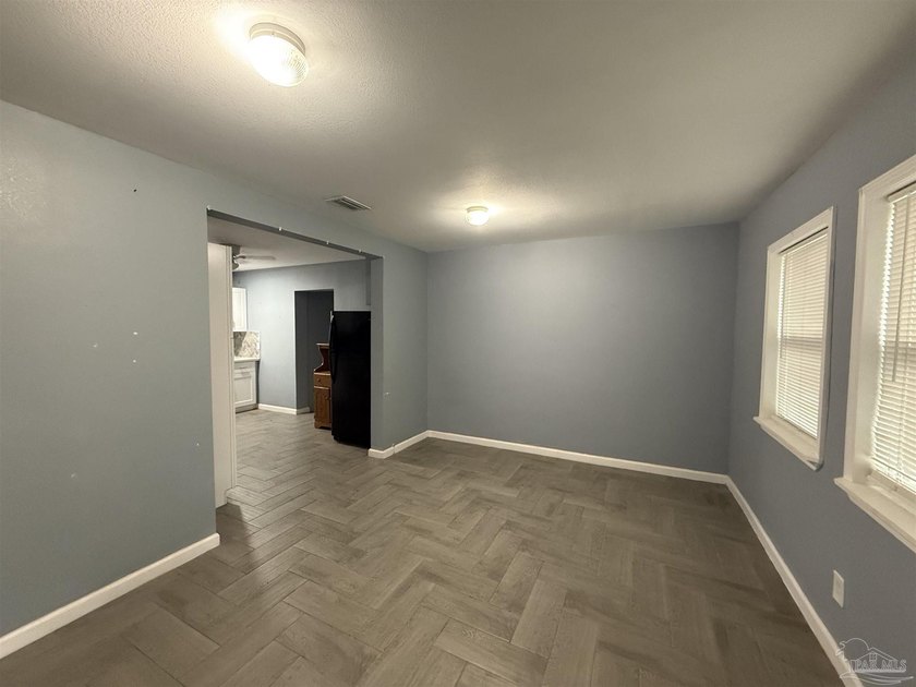 Looking for a home that is move in ready? Look no further! This - photo 3
