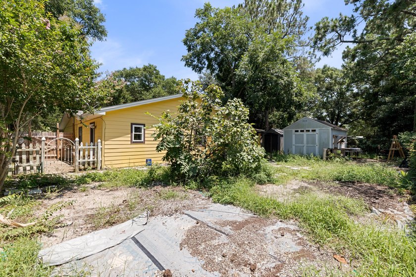 BEING SOLD AS-IS Welcome to this beautifully 3-bedroom, 2-bath - photo 31