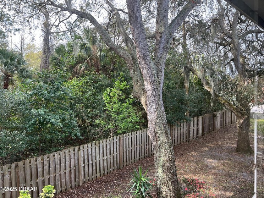Updated 2/2 condo with tenant through 4/30/2027 (6.6 percent Cap - photo 33