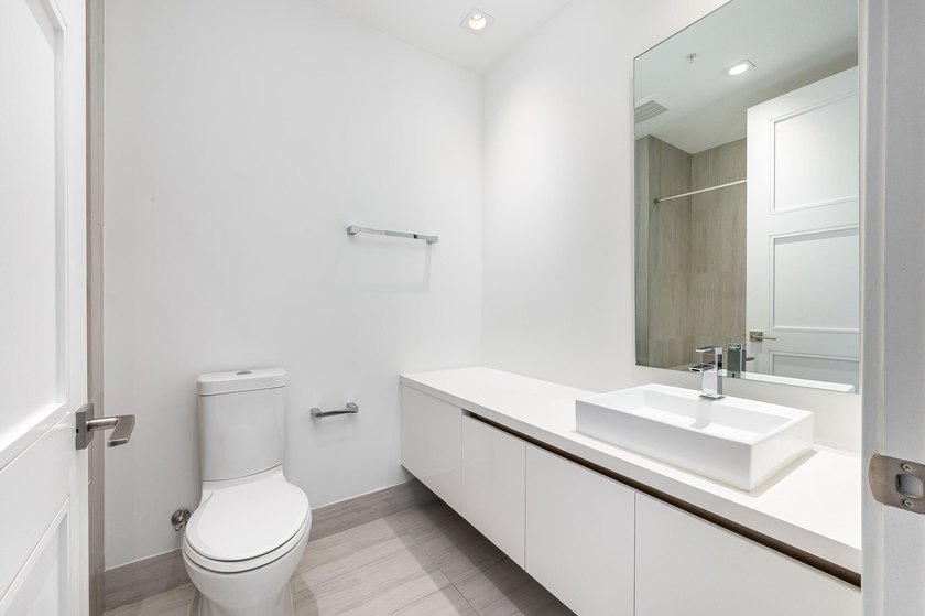 Spacious residence with an open concept floor plan, featuring 2 - photo 16