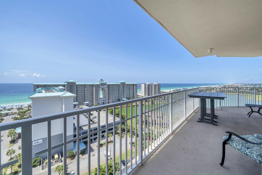 One of only a handful of west-end Corner units in Ariel Dunes I - photo 22