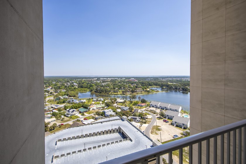 Wake up to gorgeous Gulf views from your master bedroom in this - photo 36
