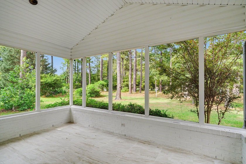 NO HOA, ON GOLF COURSE! Welcome to 3517 Golf Avenue, a - photo 38